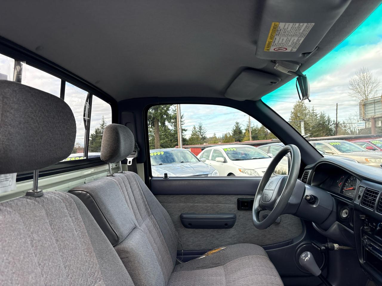 Toyota Tacoma Regular Cab 2WD 1998