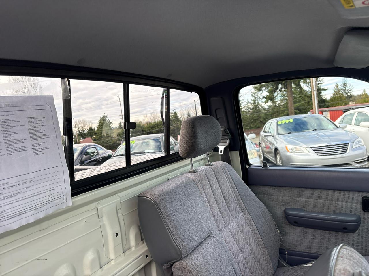 Toyota Tacoma Regular Cab 2WD 1998