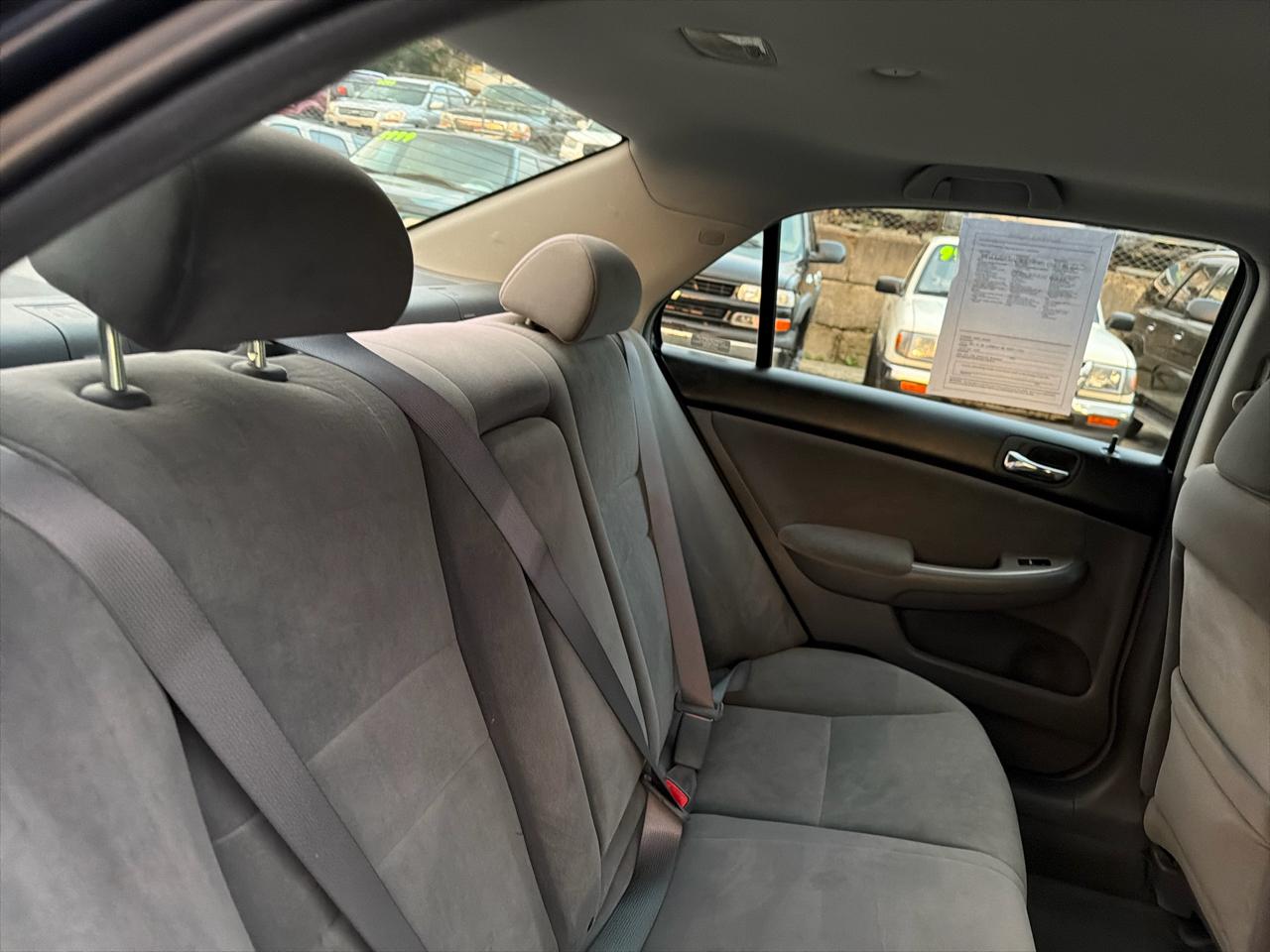 Honda Accord EX Sedan AT 2005