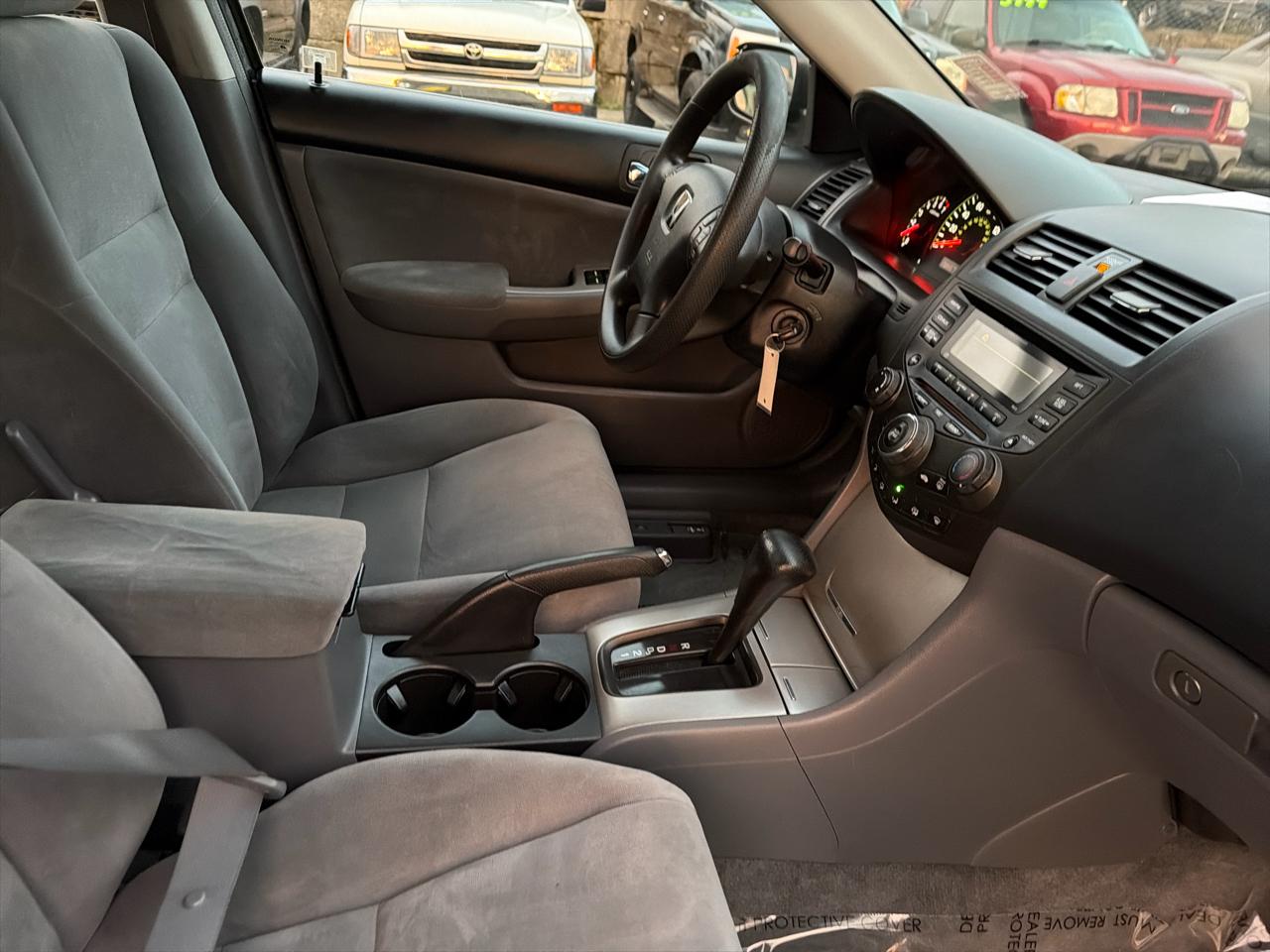 Honda Accord EX Sedan AT 2005