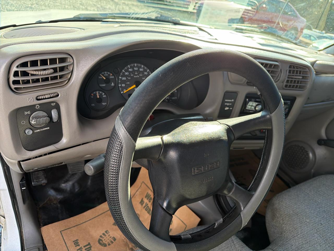 Isuzu Hombre S Regular Cab 2WD 1999