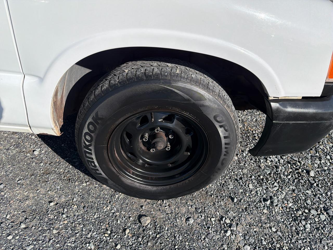 Isuzu Hombre S Regular Cab 2WD 1999