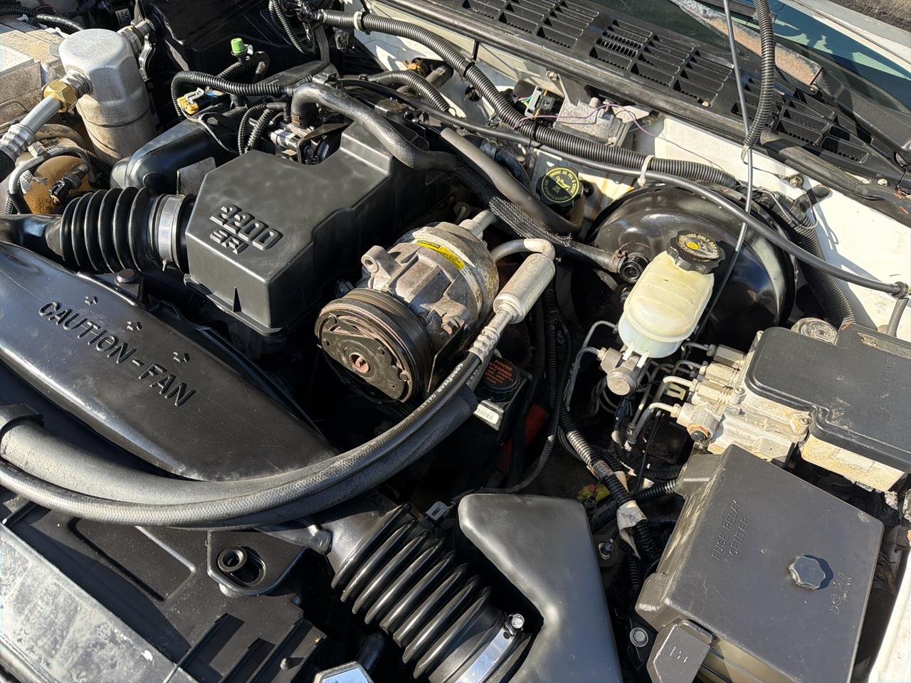 Isuzu Hombre S Regular Cab 2WD 1999