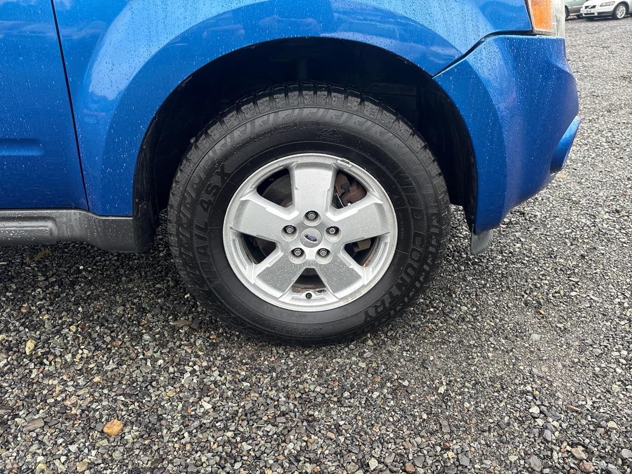 Ford Escape XLT 4WD 2011