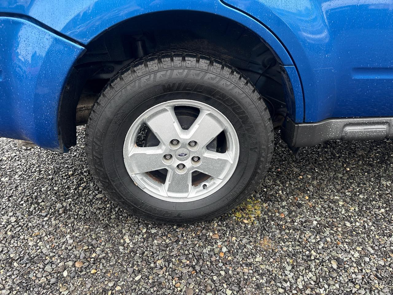 Ford Escape XLT 4WD 2011