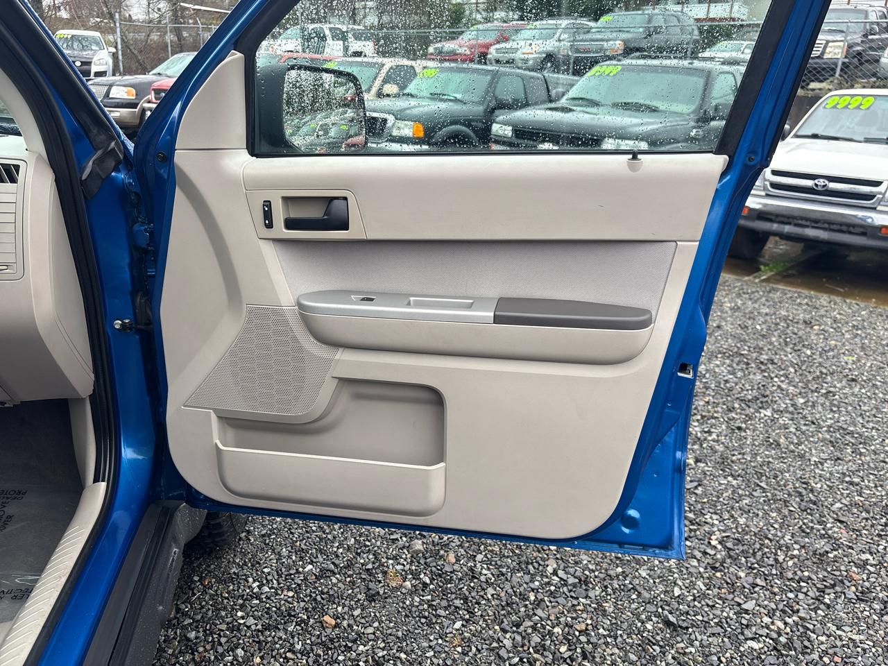 Ford Escape XLT 4WD 2011