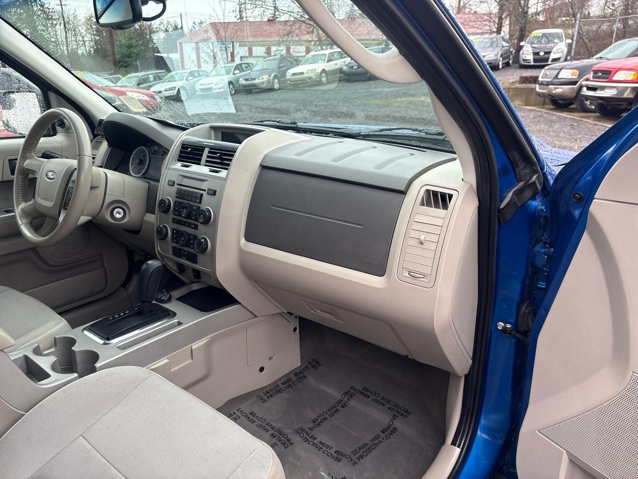 Ford Escape XLT 4WD 2011