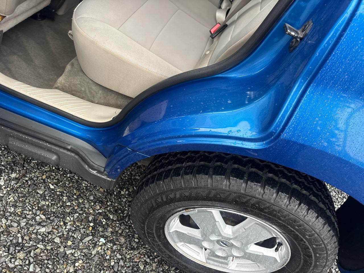 Ford Escape XLT 4WD 2011