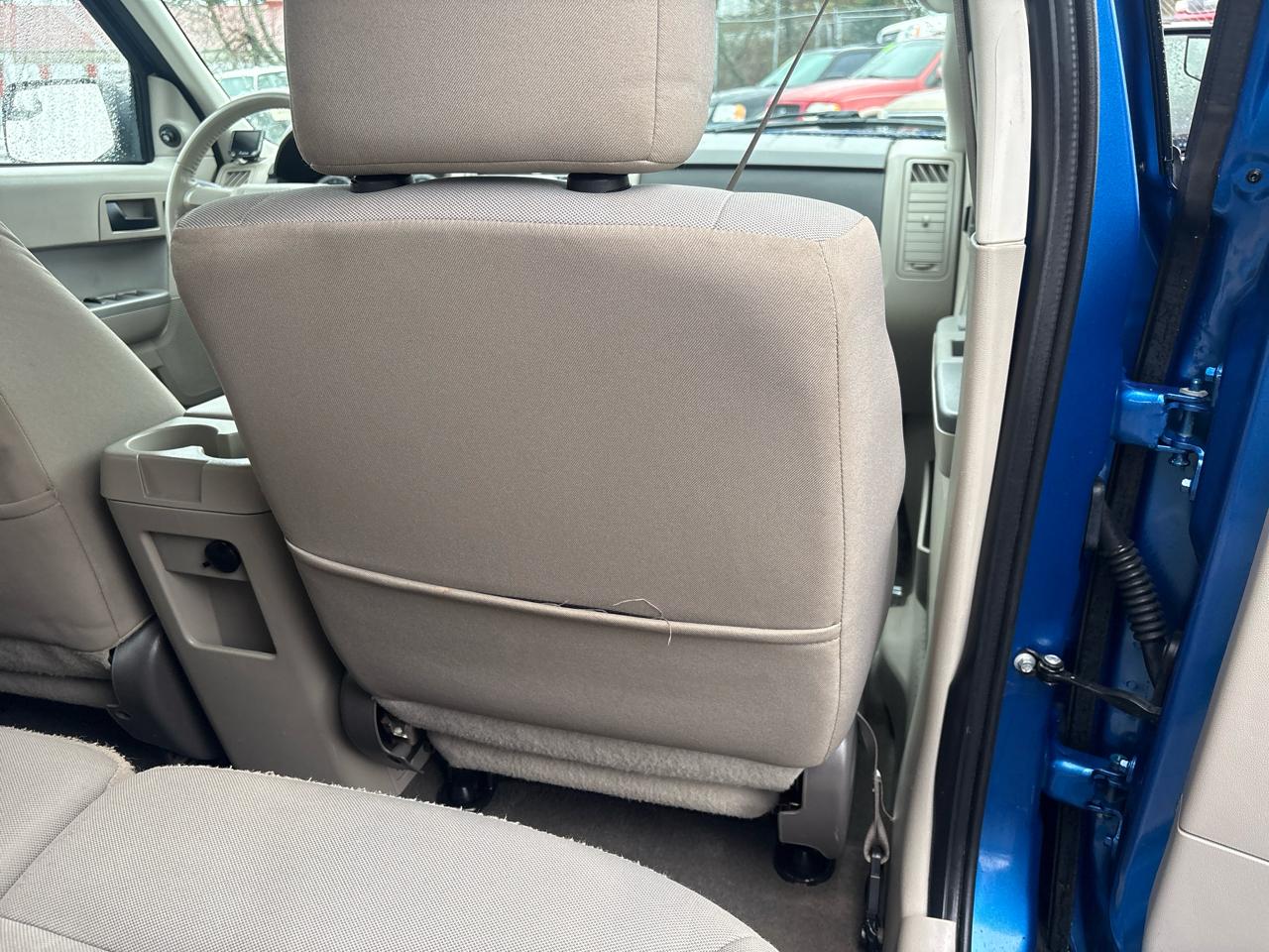 Ford Escape XLT 4WD 2011