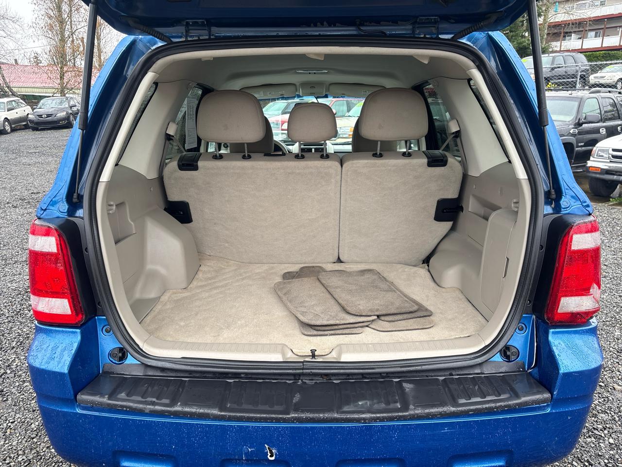 Ford Escape XLT 4WD 2011