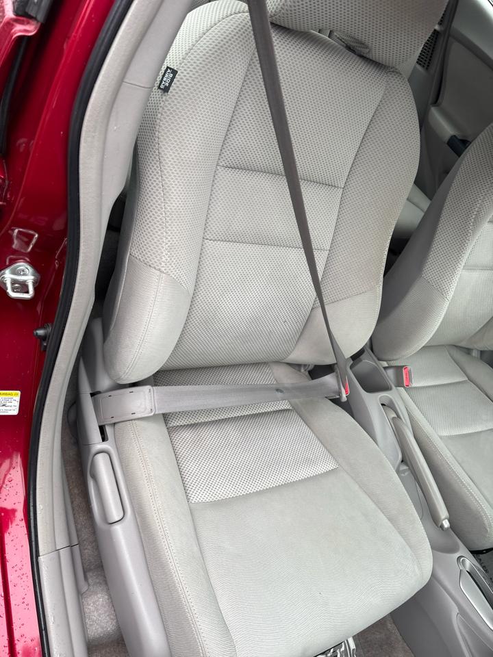 Honda Insight LX 2010