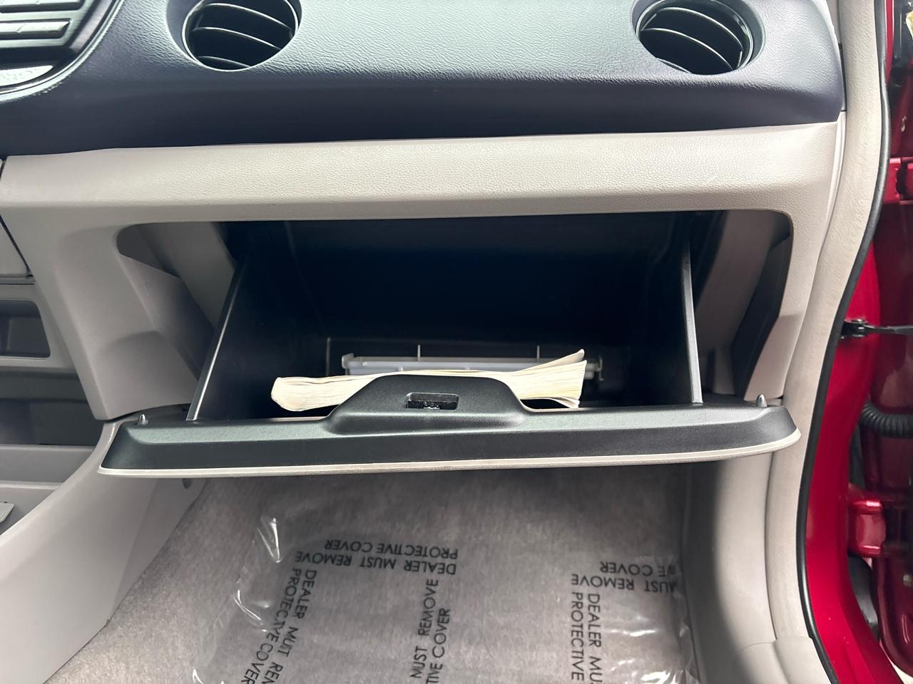 Honda Insight LX 2010