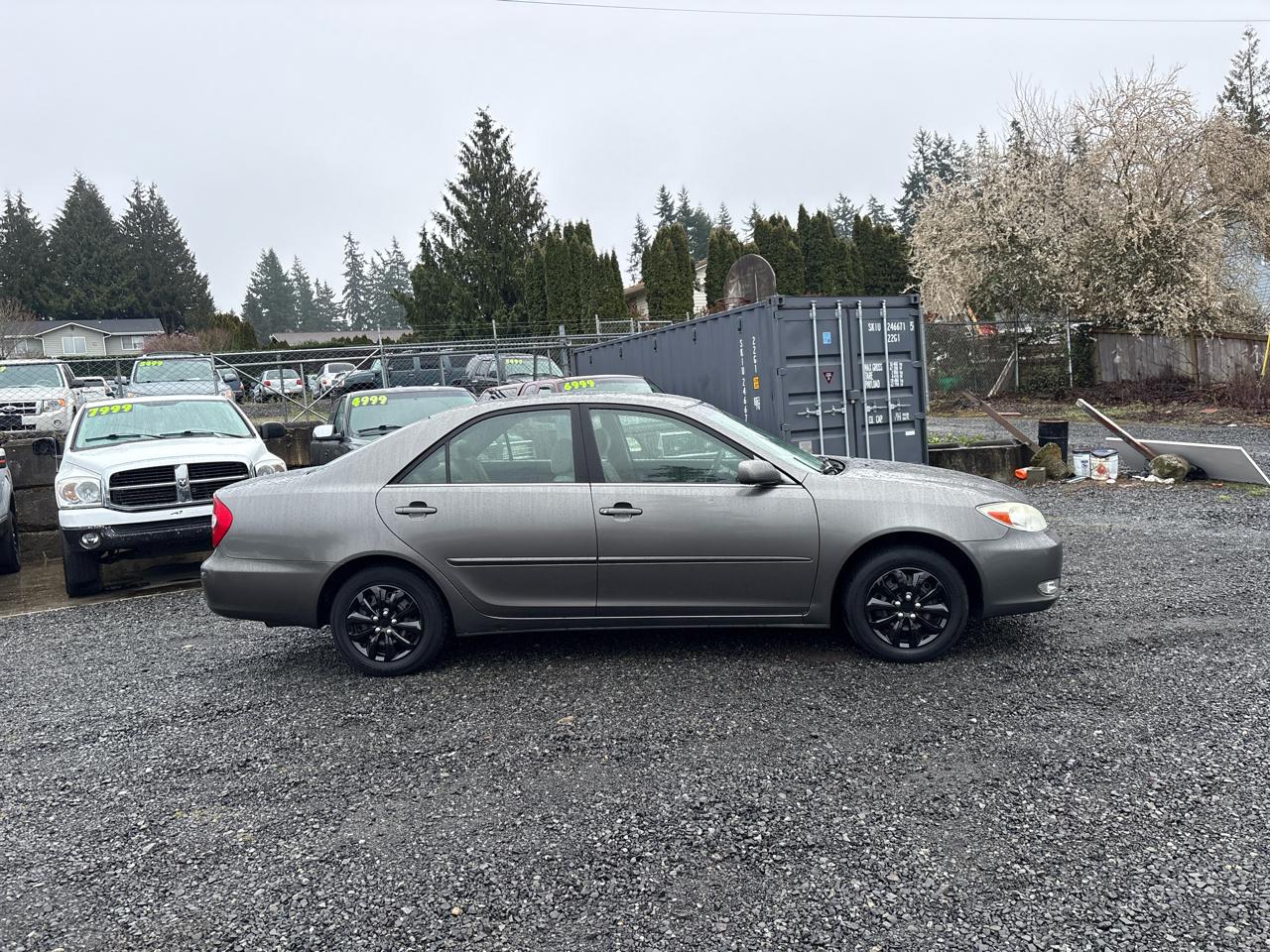 Toyota Camry LE 2002