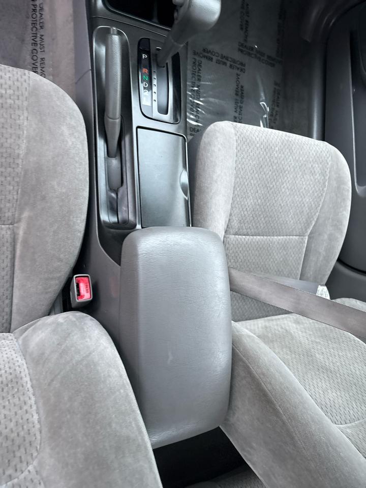 Toyota Camry LE 2002