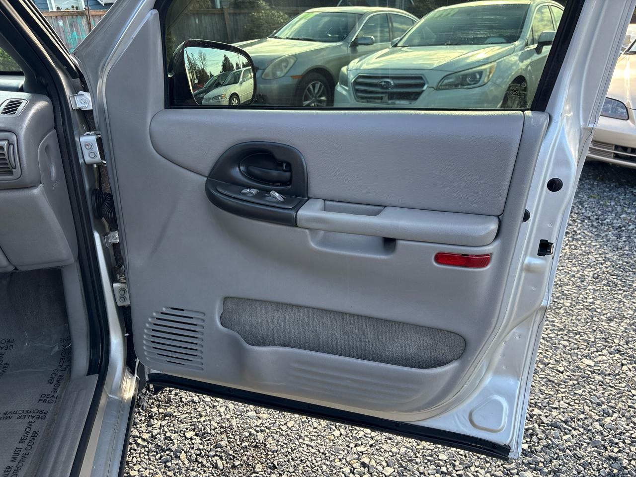 Pontiac Montana 1SV Extended 2003