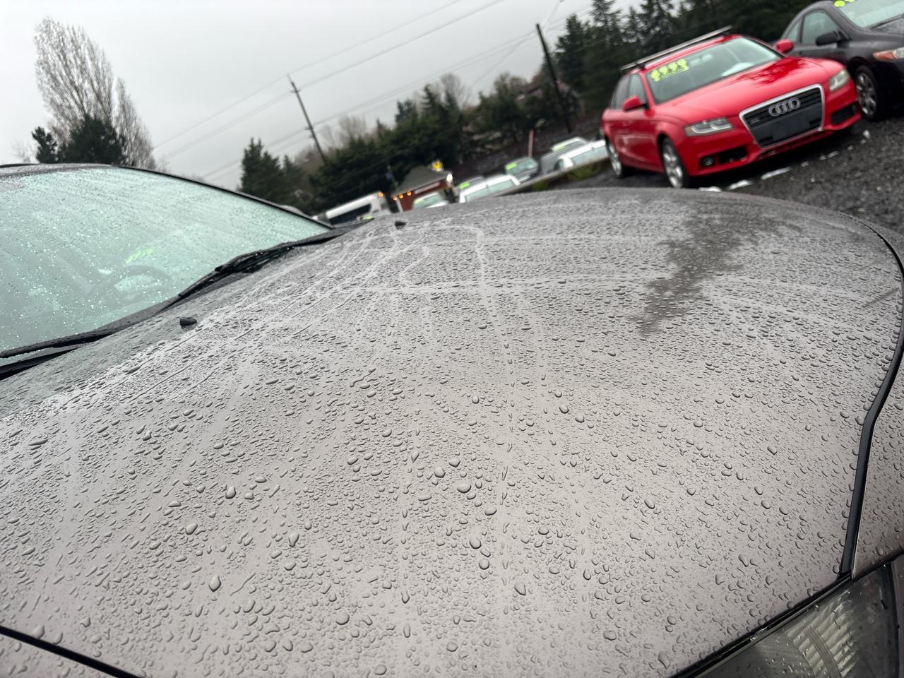 Mitsubishi Outlander SE 2WD 2011