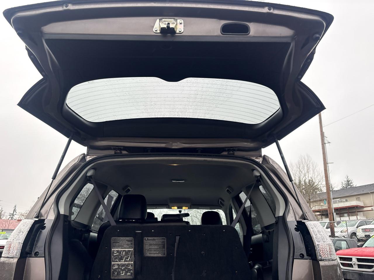 Mitsubishi Outlander SE 2WD 2011