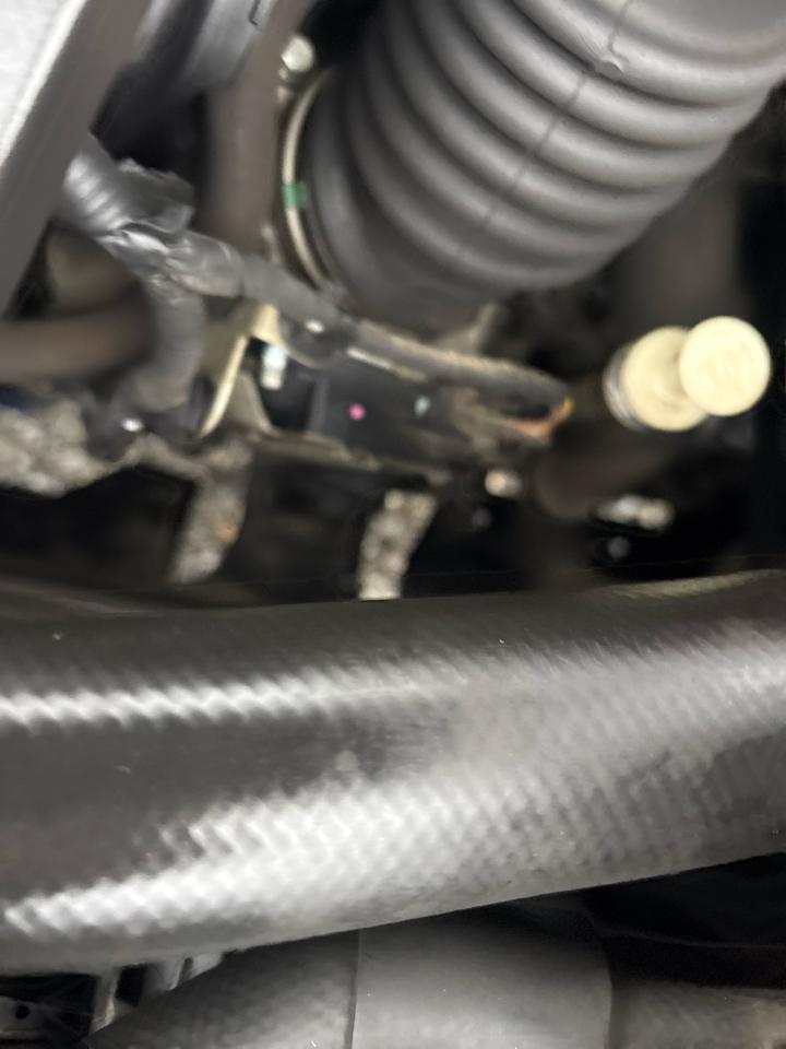 Mitsubishi Outlander SE 2WD 2011