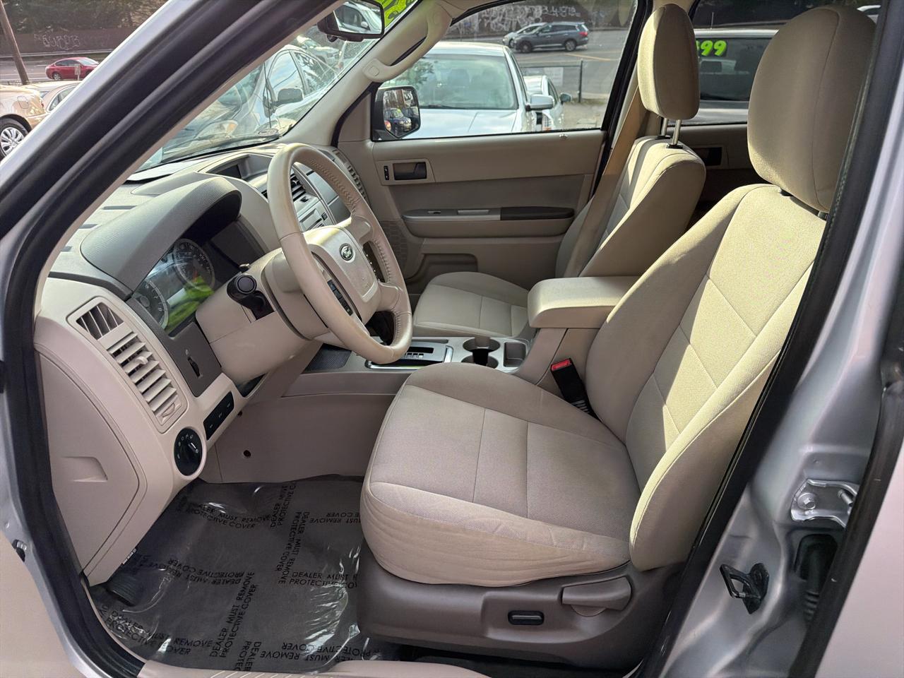 Ford Escape XLT 4WD 2012