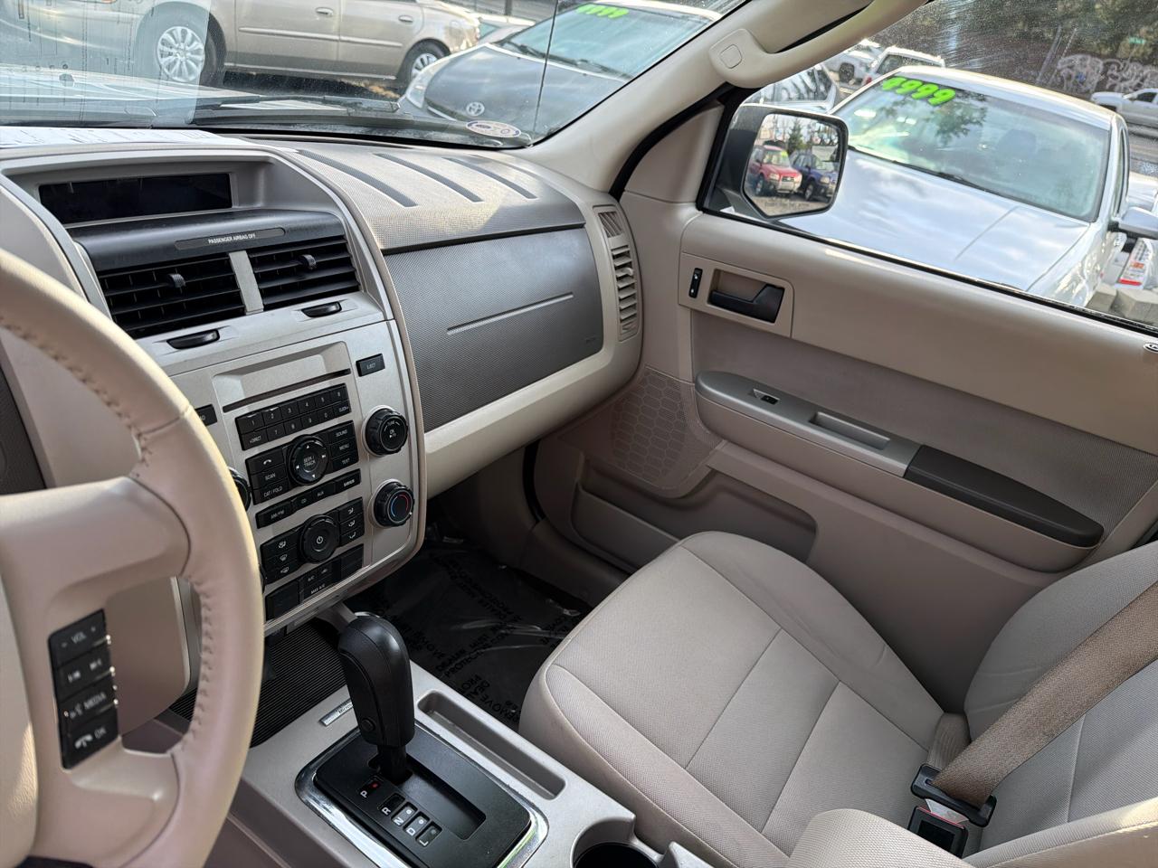 Ford Escape XLT 4WD 2012