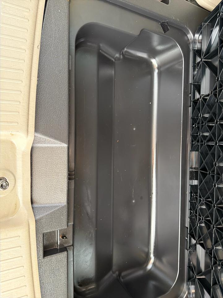 Ford Escape XLT 4WD 2012