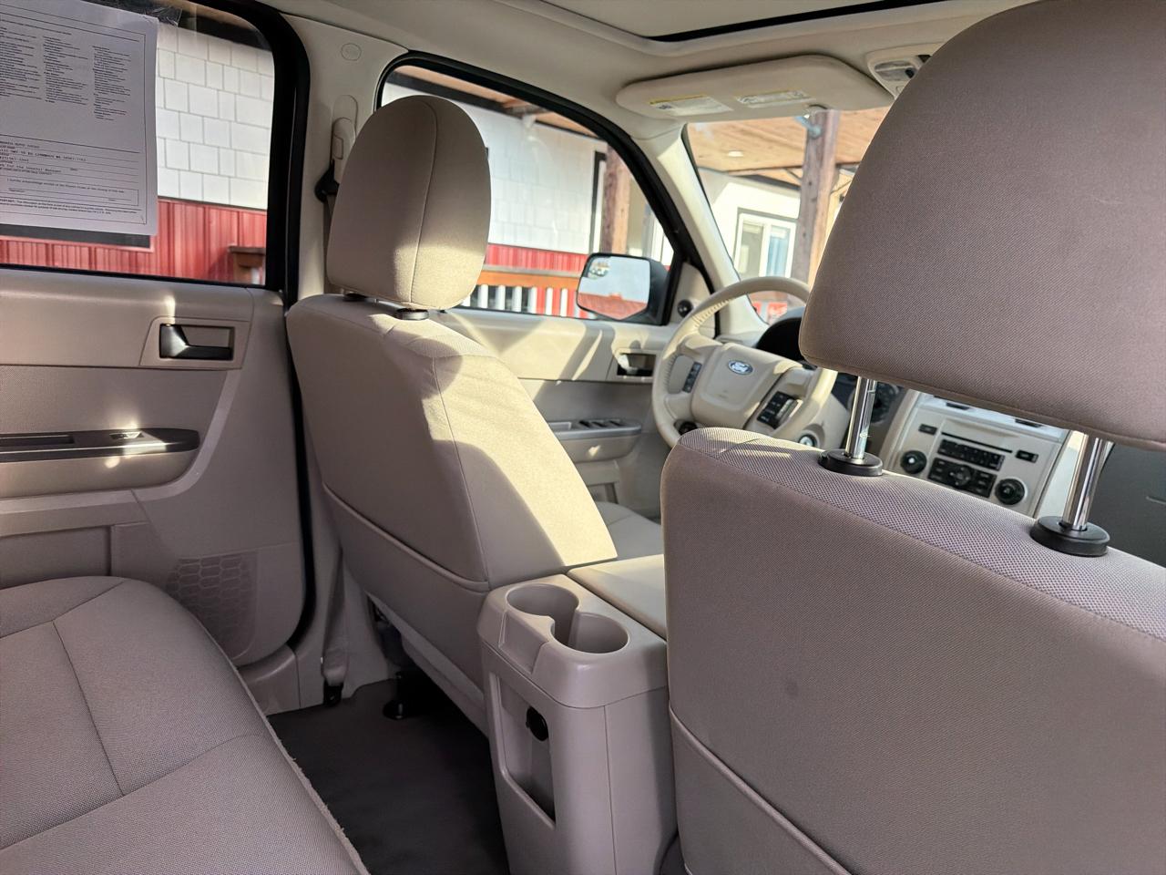 Ford Escape XLT 4WD 2012