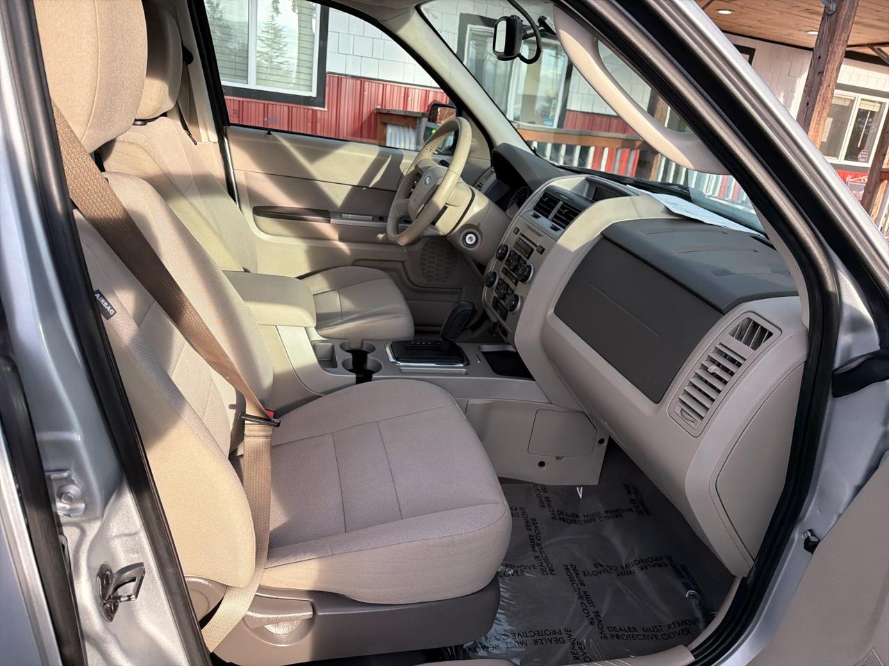 Ford Escape XLT 4WD 2012