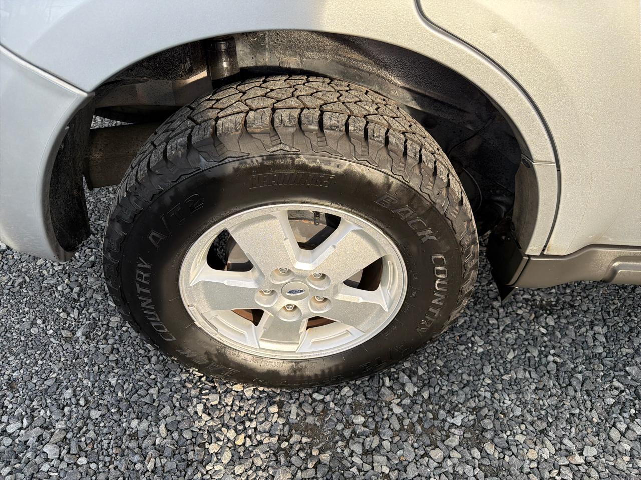 Ford Escape XLT 4WD 2012