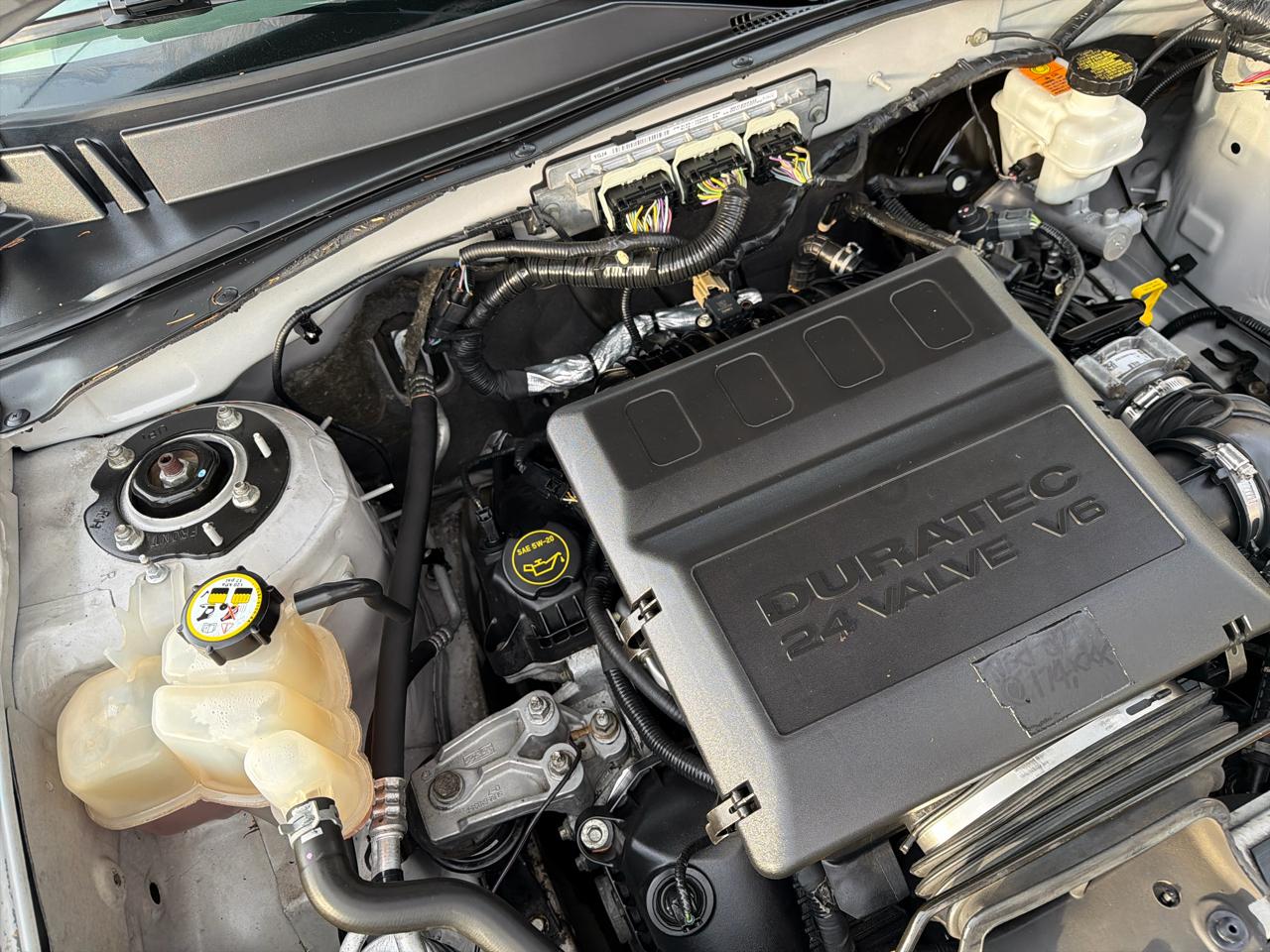 Ford Escape XLT 4WD 2012