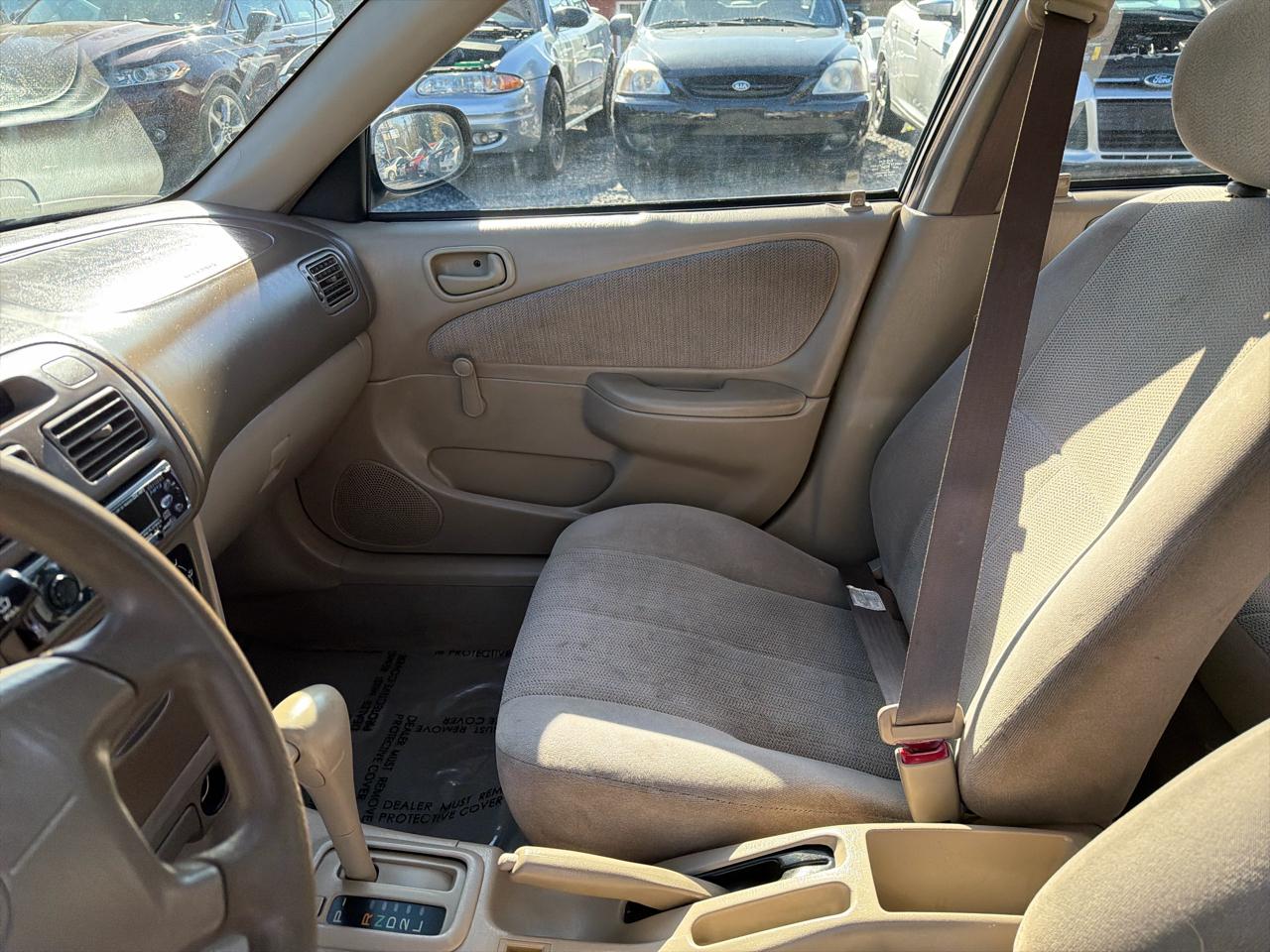 Toyota Corolla CE 2002