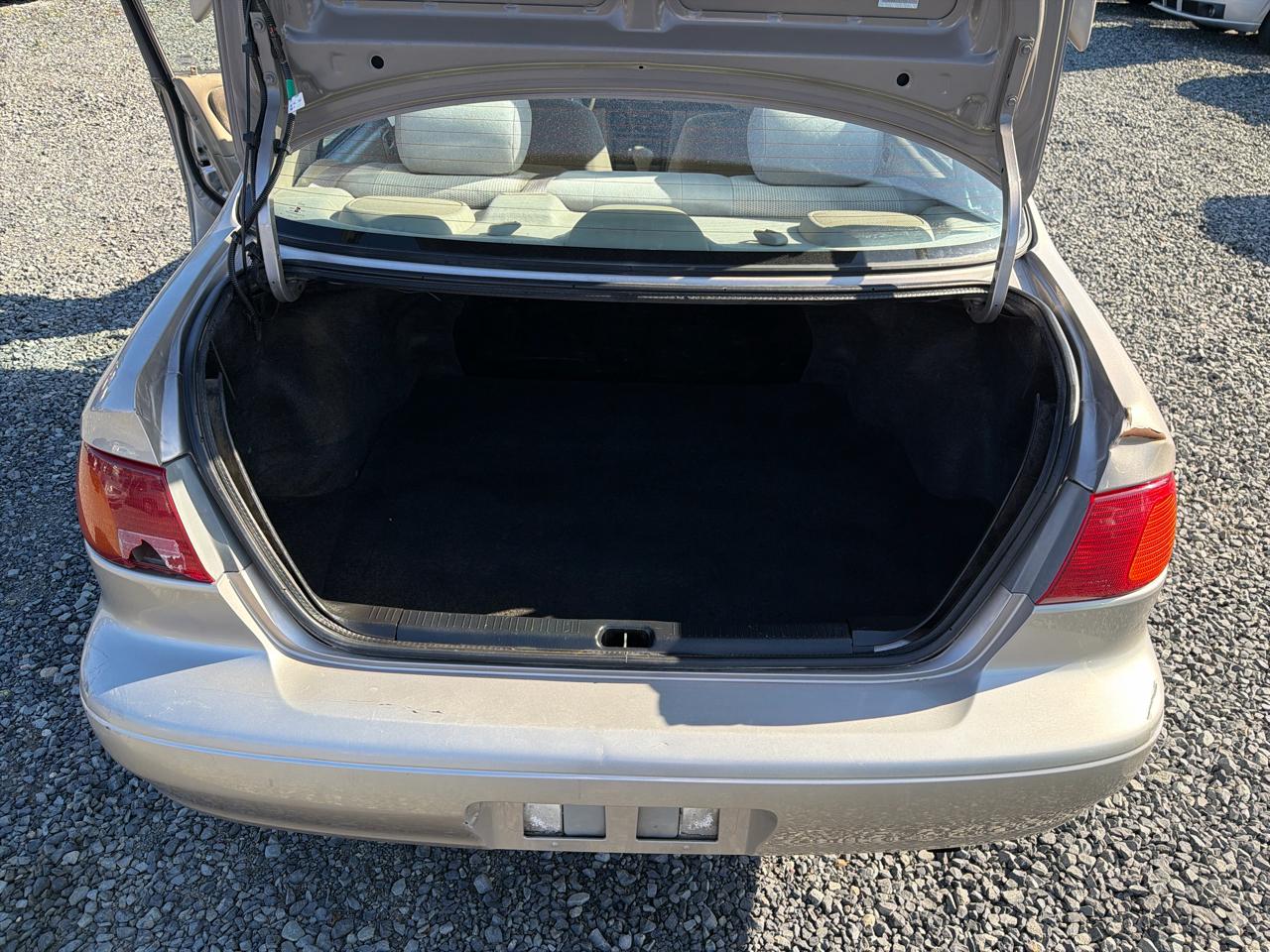 Toyota Corolla CE 2002