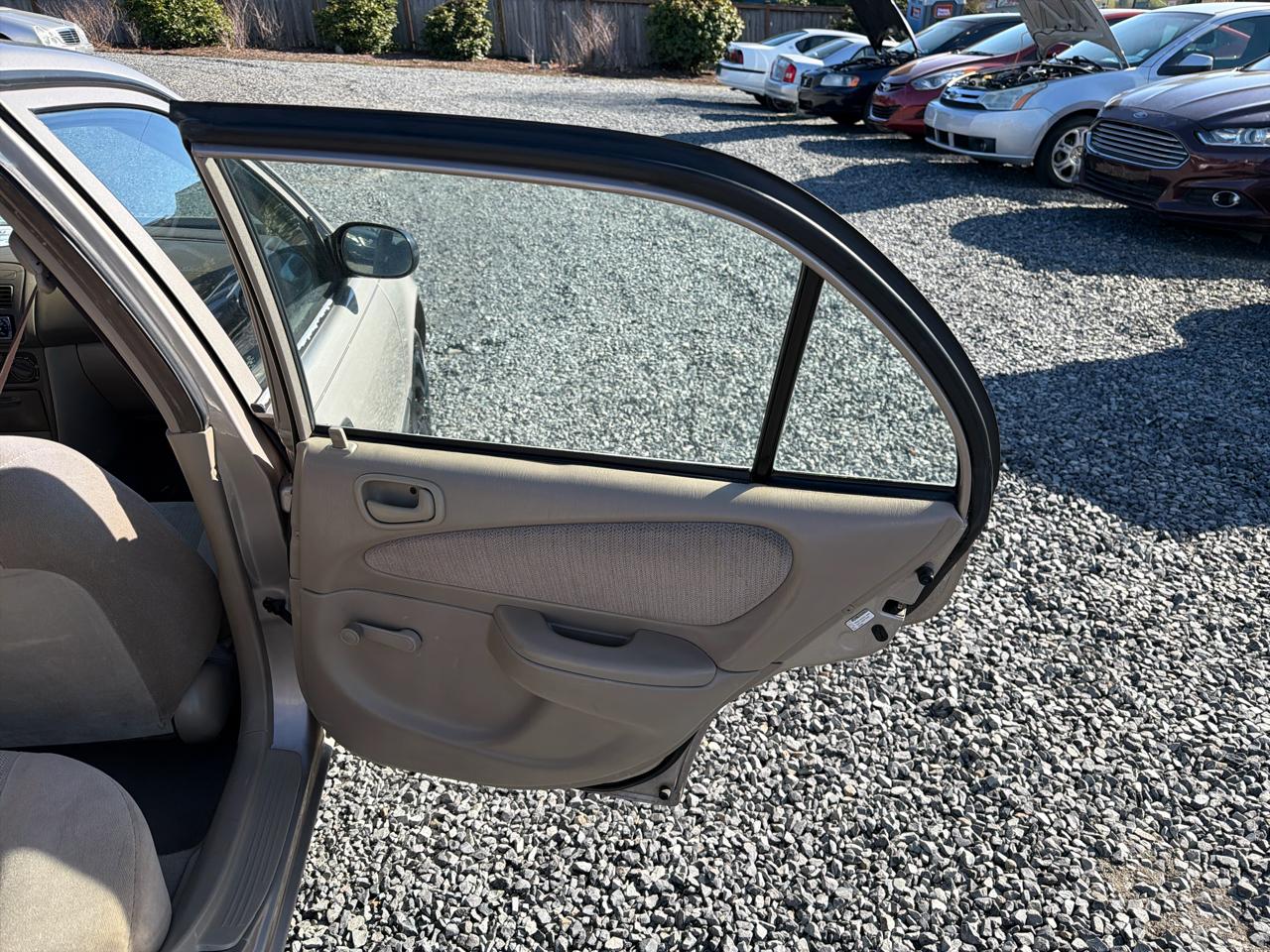 Toyota Corolla CE 2002