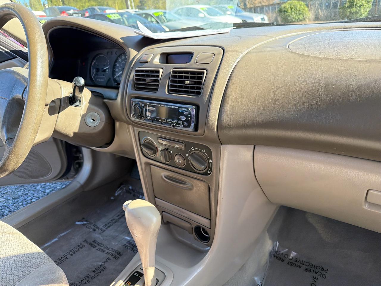 Toyota Corolla CE 2002