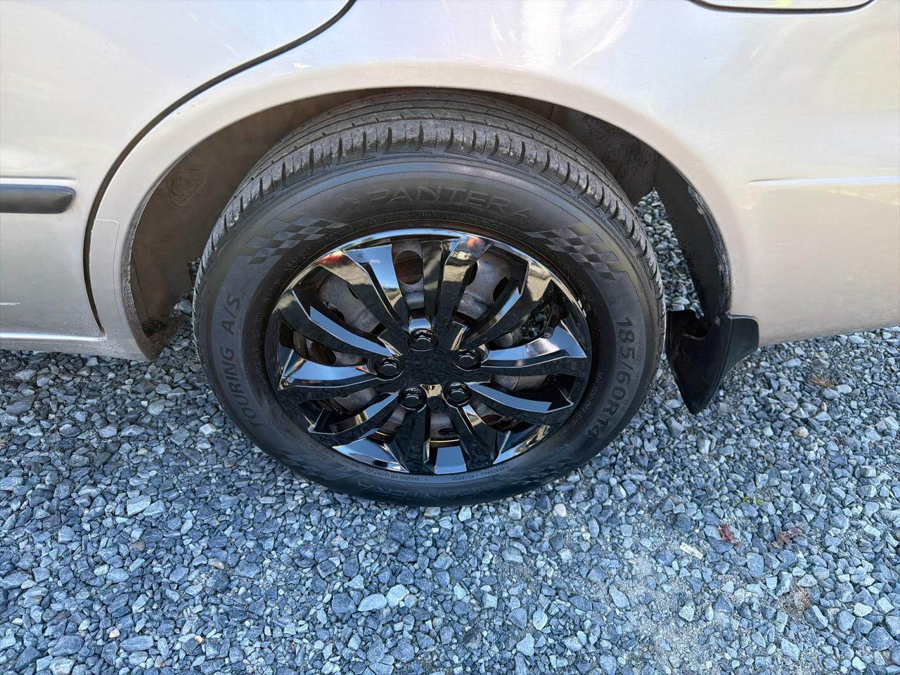 Toyota Corolla CE 2002