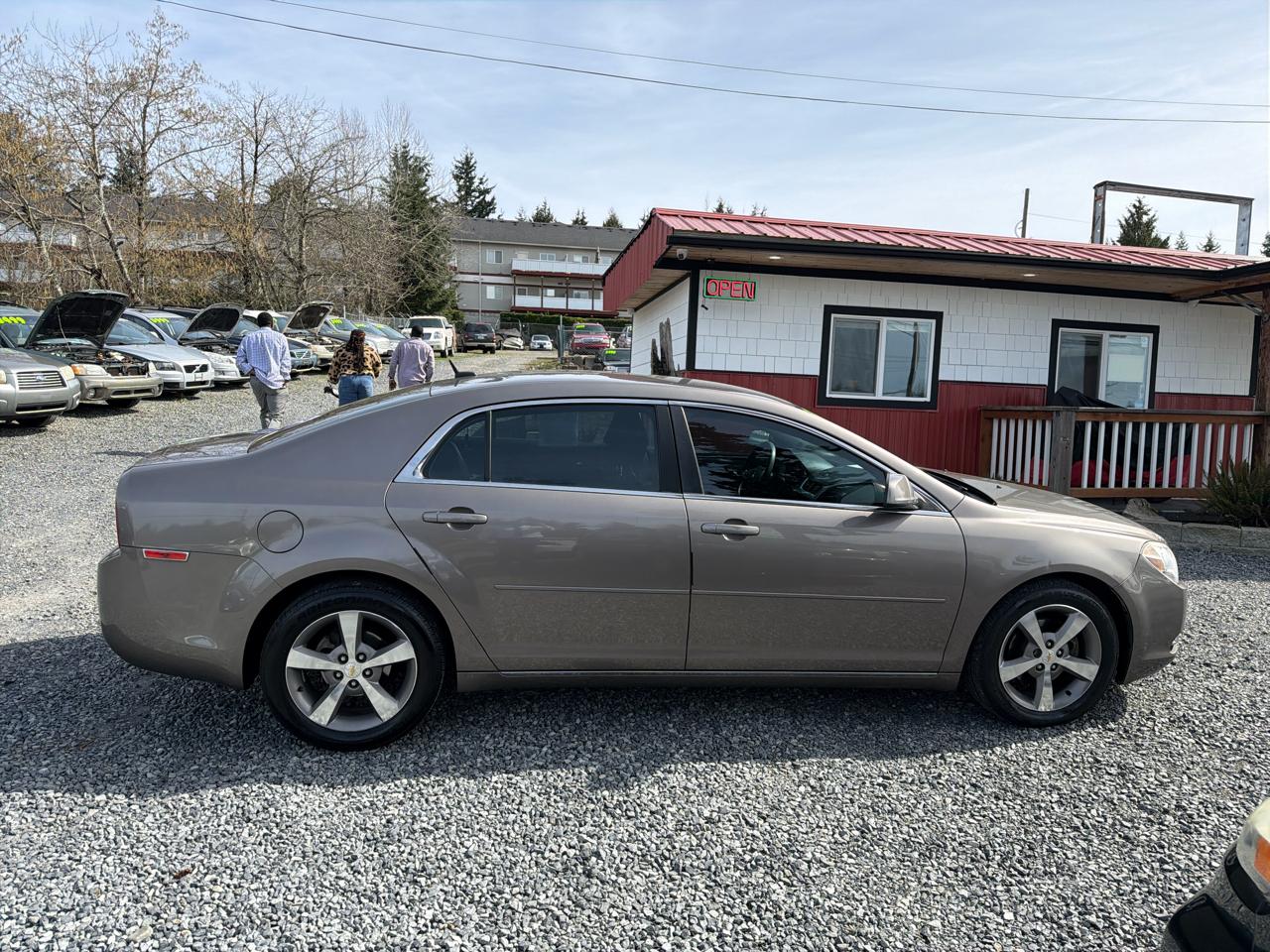 Chevrolet Malibu 1LT 2011