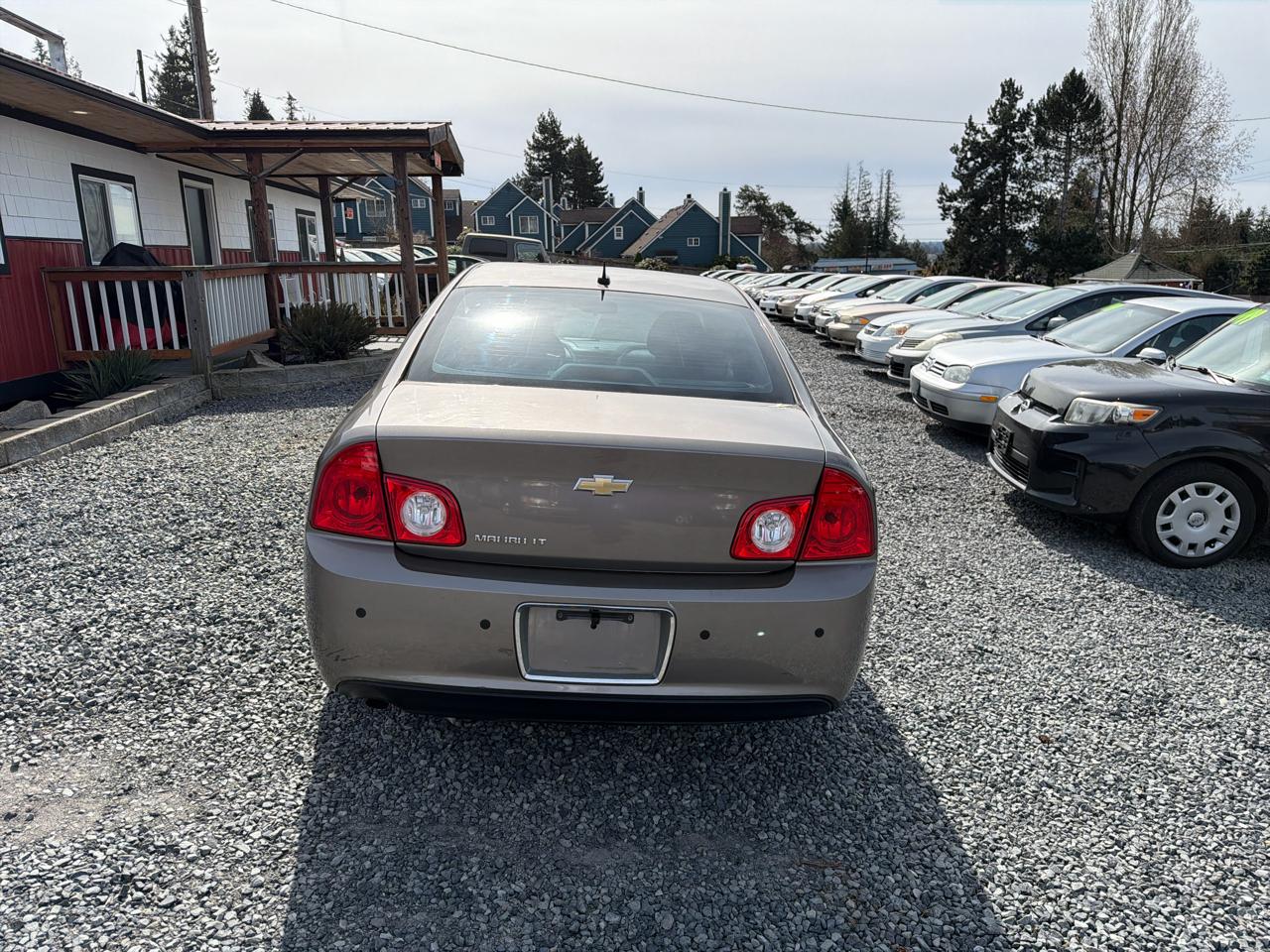 Chevrolet Malibu 1LT 2011