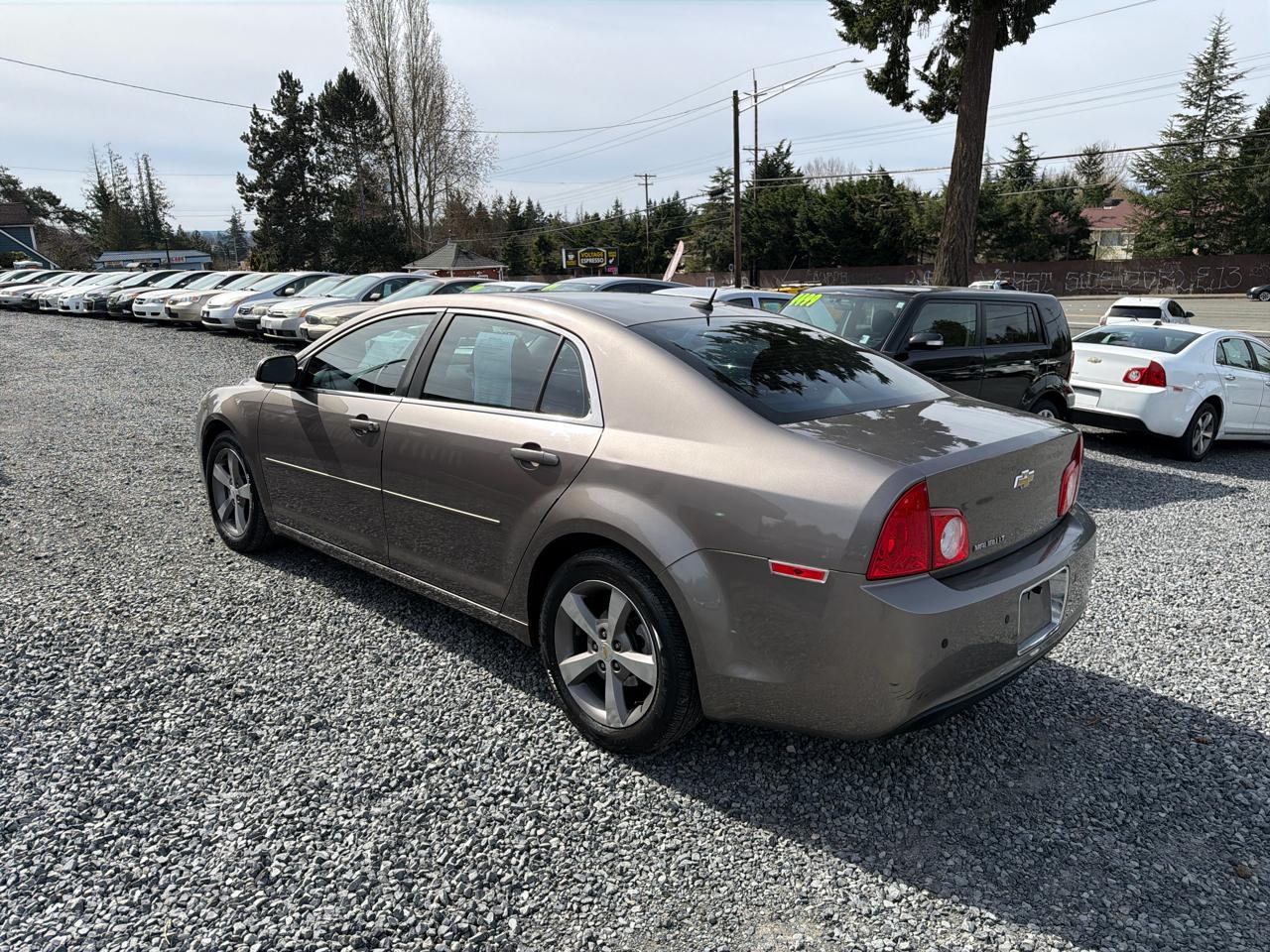 Chevrolet Malibu 1LT 2011