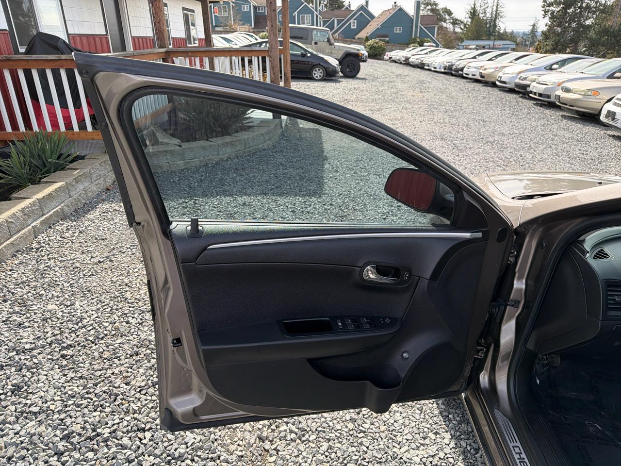 Chevrolet Malibu 1LT 2011