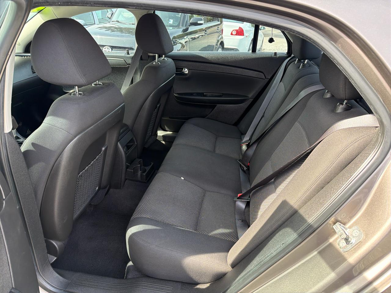 Chevrolet Malibu 1LT 2011