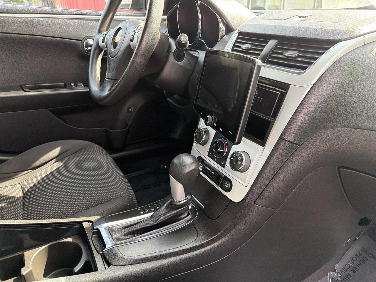 Chevrolet Malibu 1LT 2011