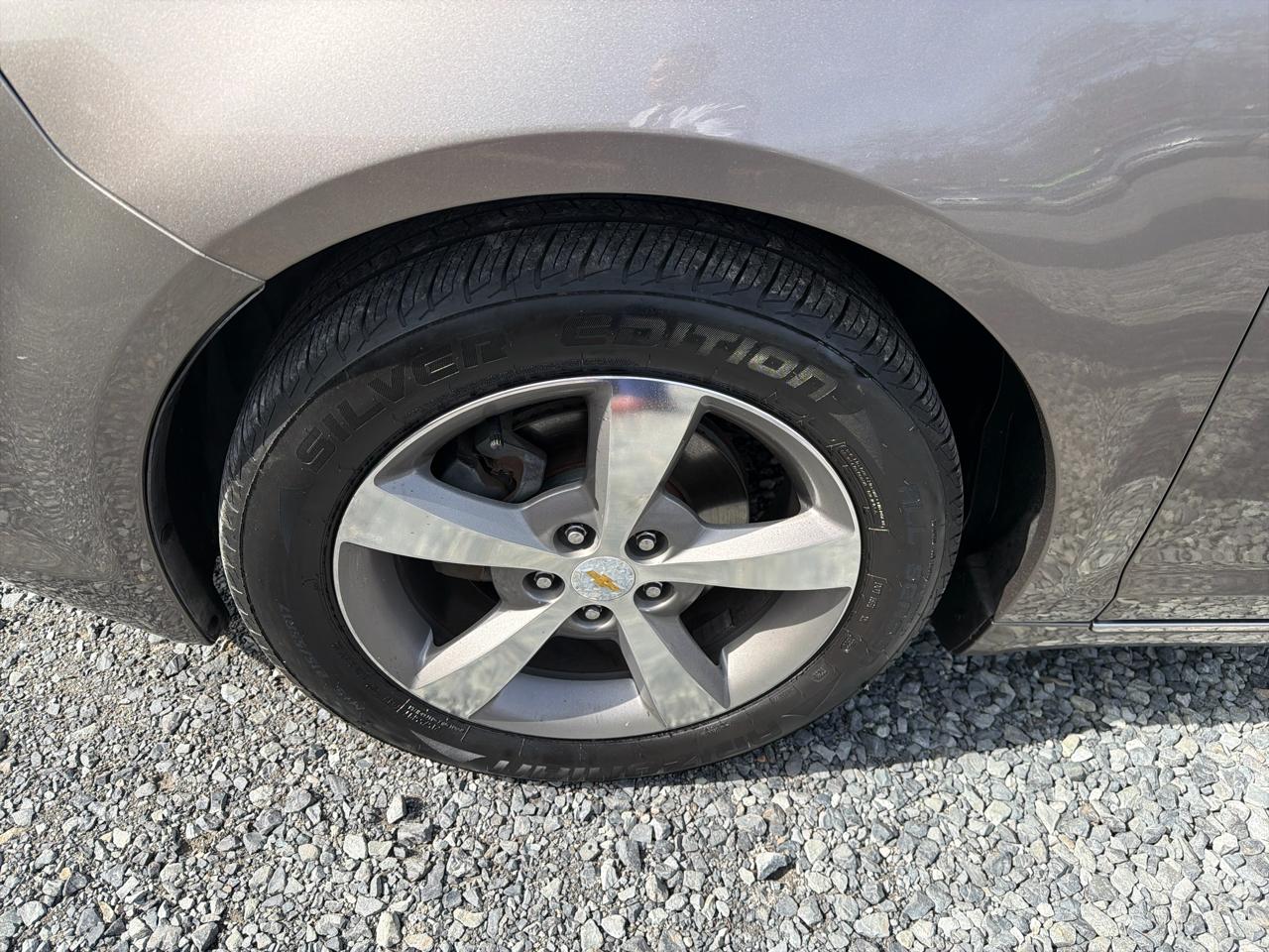 Chevrolet Malibu 1LT 2011