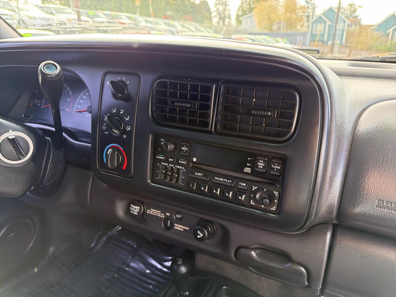 Dodge Dakota Club Cab 4WD 1999