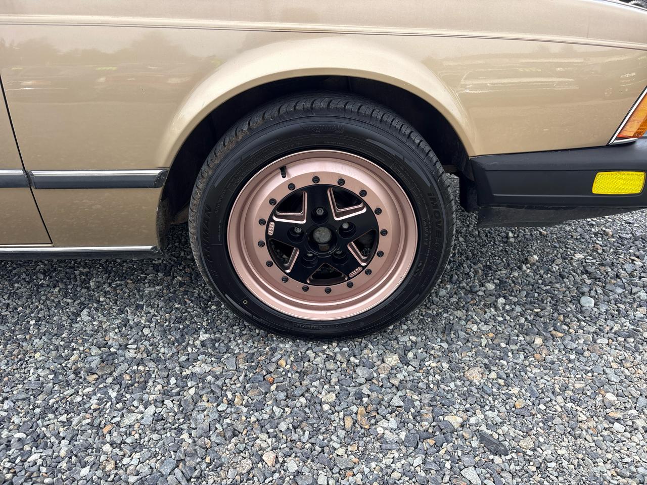 BMW 6-Series Gran Coupe  1980