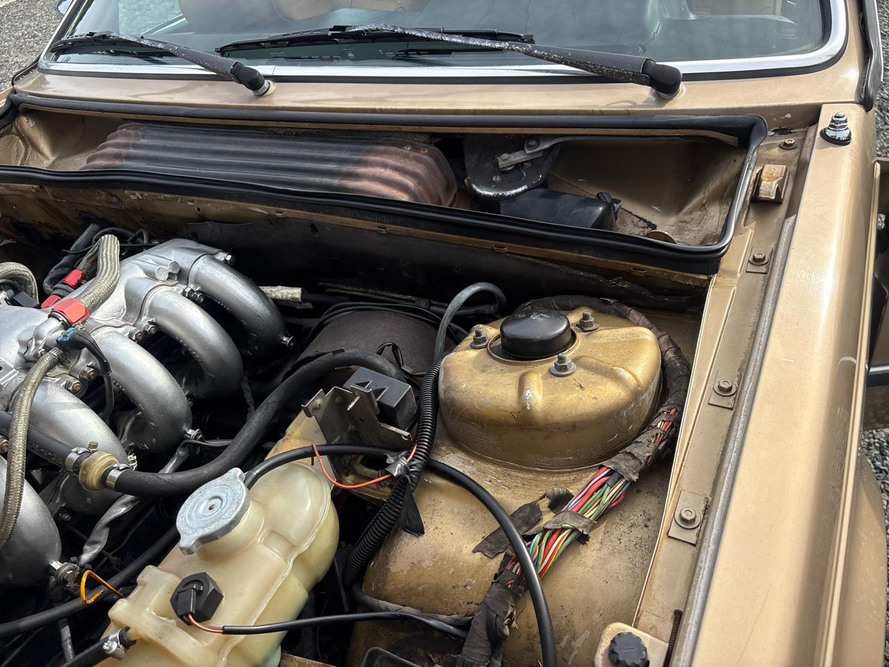 BMW 6-Series Gran Coupe  1980