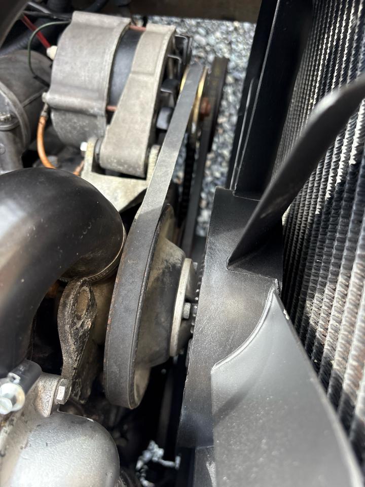 BMW 6-Series Gran Coupe  1980