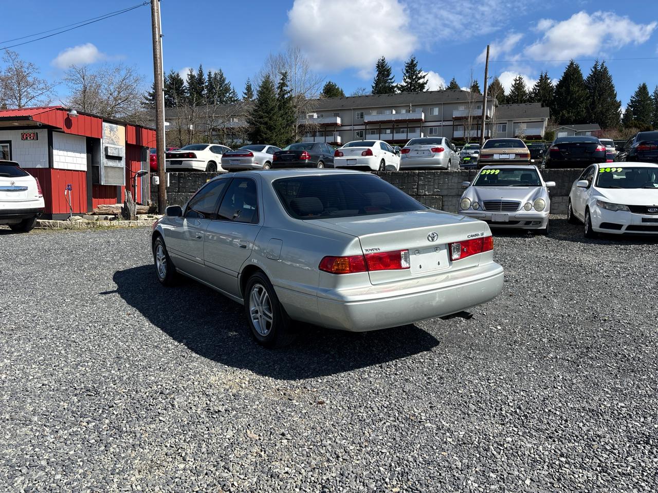 Toyota Camry CE 2001