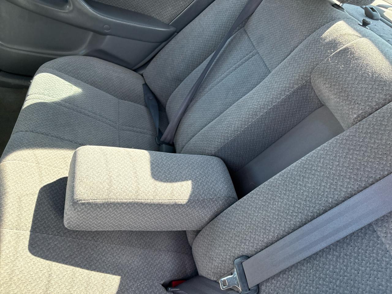 Toyota Camry CE 2001