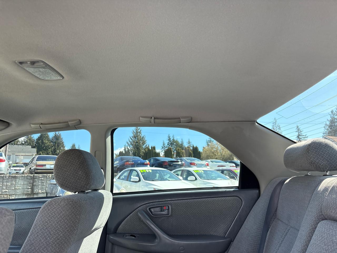 Toyota Camry CE 2001