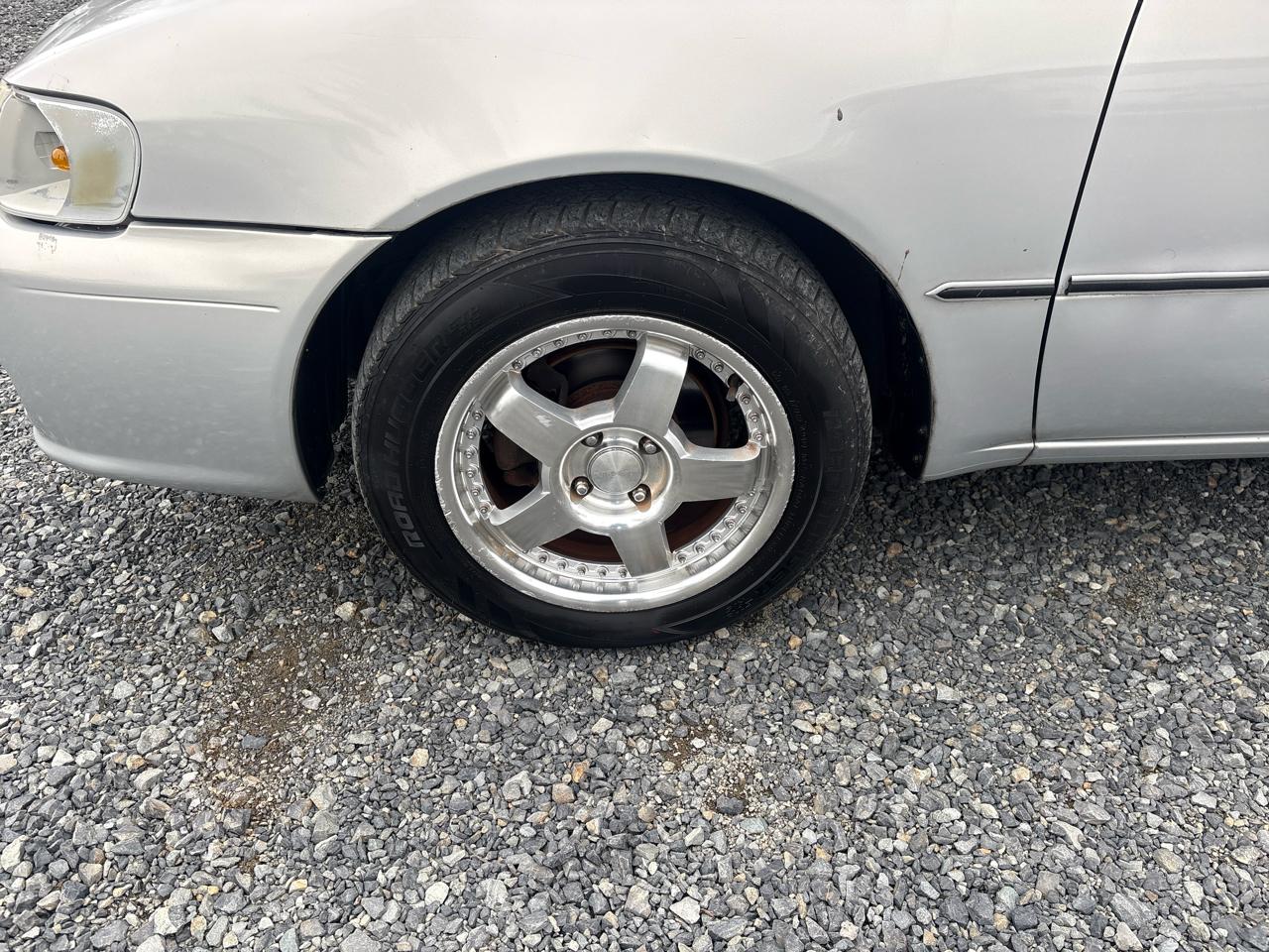 Toyota Corolla CE 2002