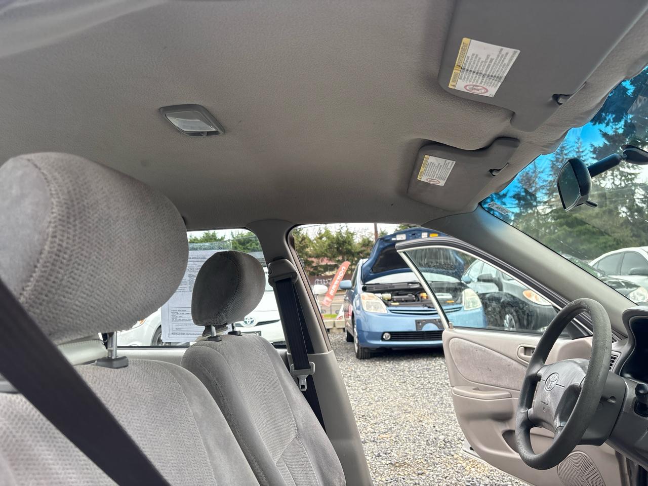 Toyota Corolla CE 2002